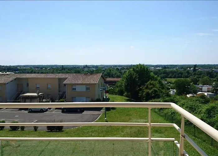 L Hibiscus 公寓 约泽克